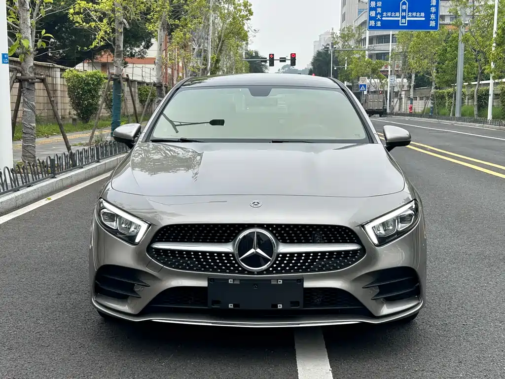 Mercedes-Benz A-Class 2020 Facelift A 200 L Sports Sedan Fashionable купить на сайте DeffCars
