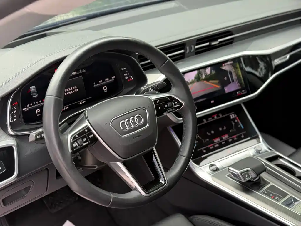 Audi A7 2022 45 TFSI Premium Selection купить на сайте DeffCars