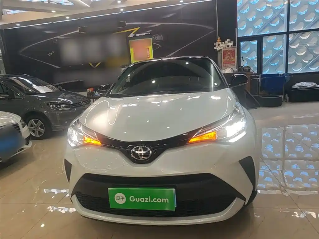 Toyota C-HR 2021 2.0L Comfort Edition купить на сайте DeffCars