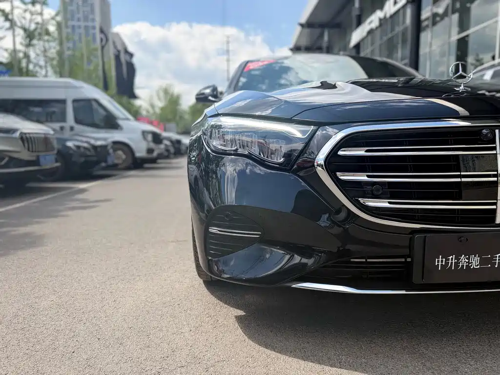 Mercedes-Benz E-Class New Energy 2024 E 350 e L plug-in hybrid sedan купить на сайте DeffCars