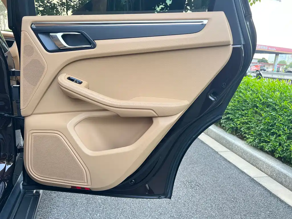 Macan 2014 Macan 2.0T купить на сайте DeffCars
