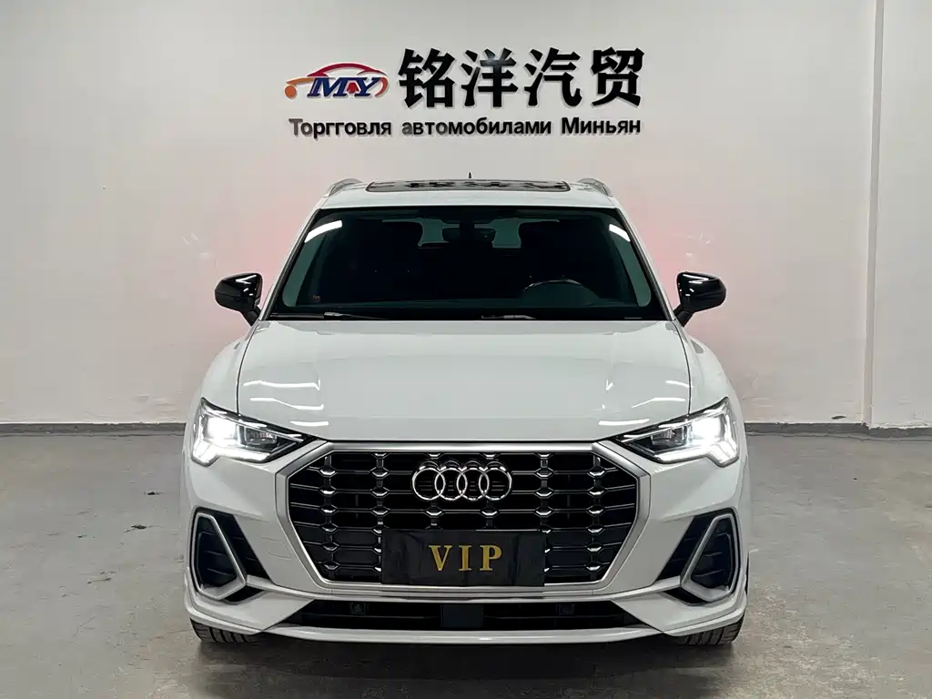 Audi Q3 2022 35 TFSI Fashionable and Dynamic купить на сайте DeffCars