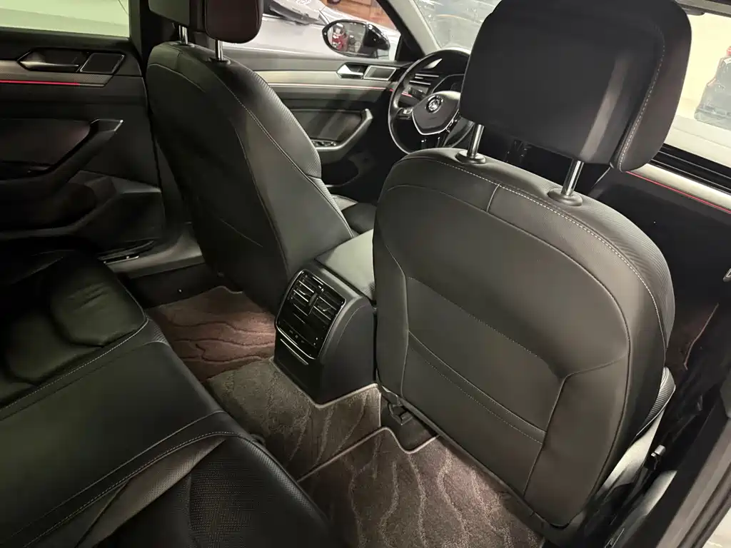 FAW-Volkswagen CC 2020 330TSI Charming Edition National VI купить на сайте DeffCars