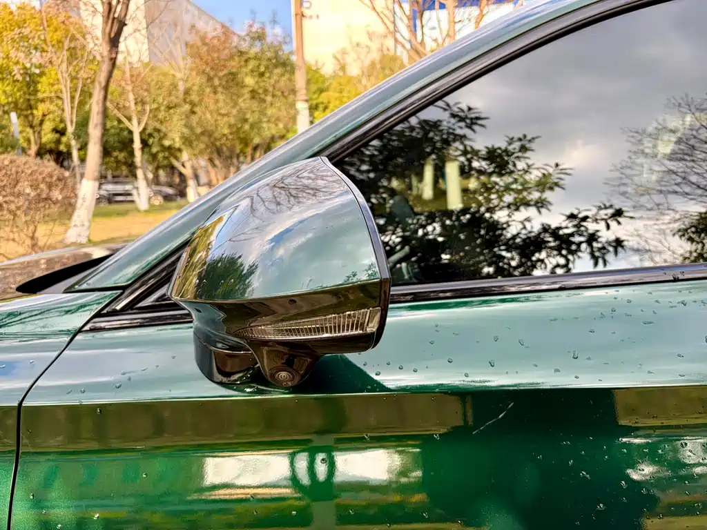 MG7 2023 2.0T automatic Trophy+ engine version купить на сайте DeffCars