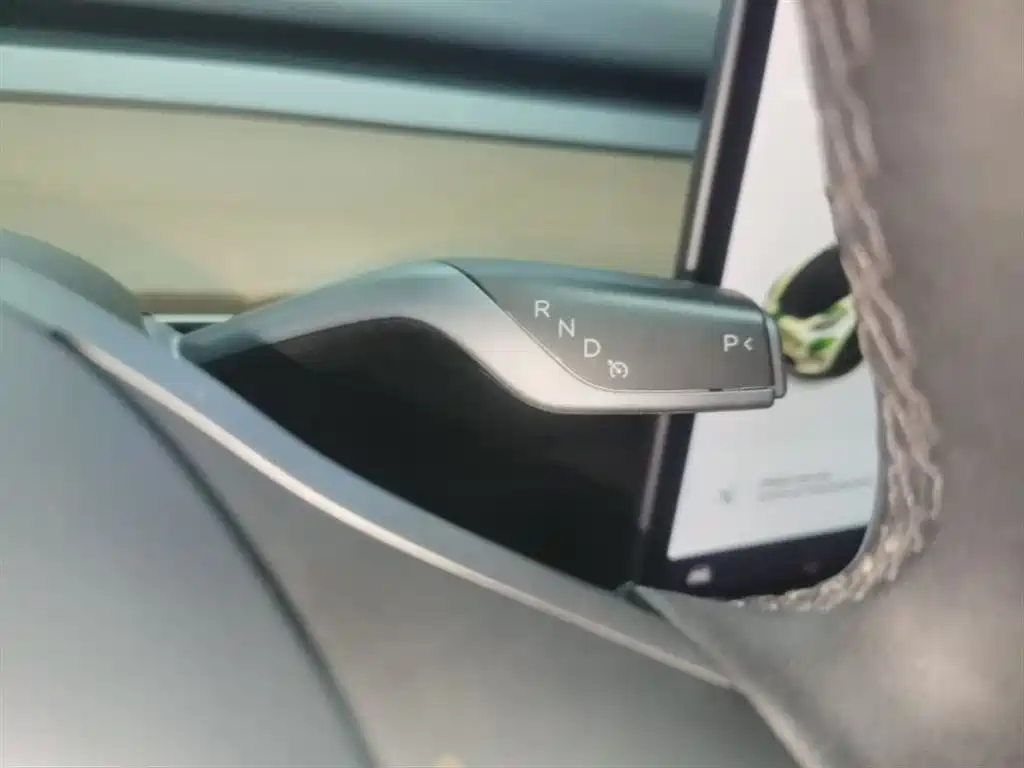 Model Y 2021 long-range all-wheel drive version купить на сайте DeffCars