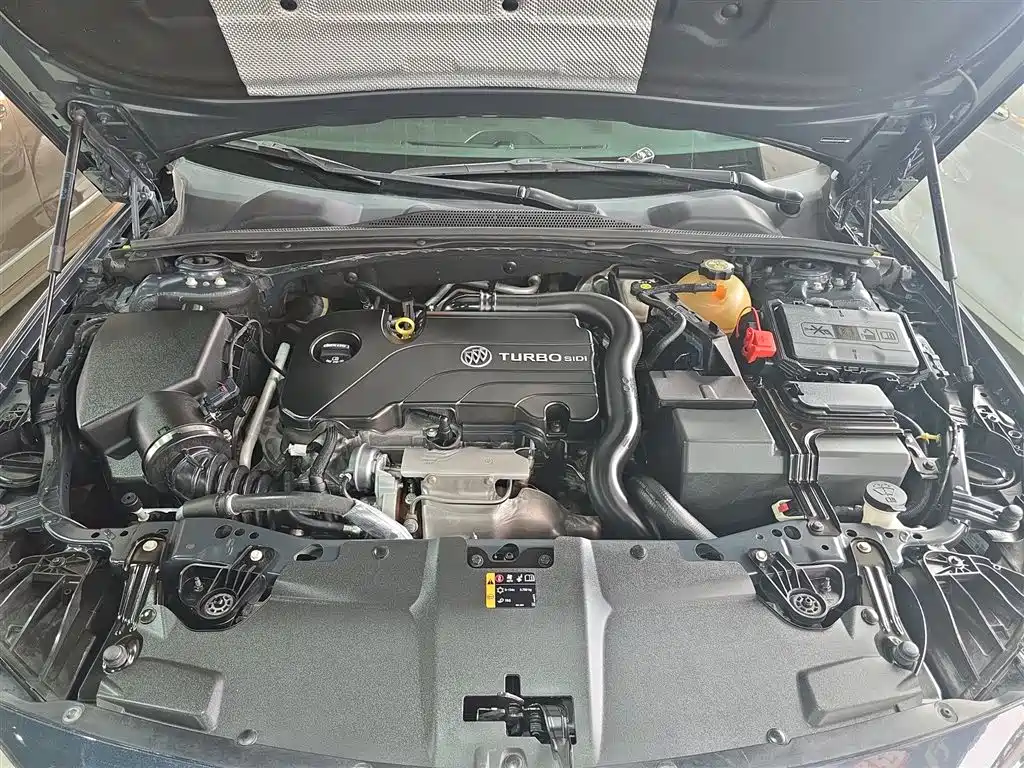 Regal 2019 20T Elite National VI купить на сайте DeffCars