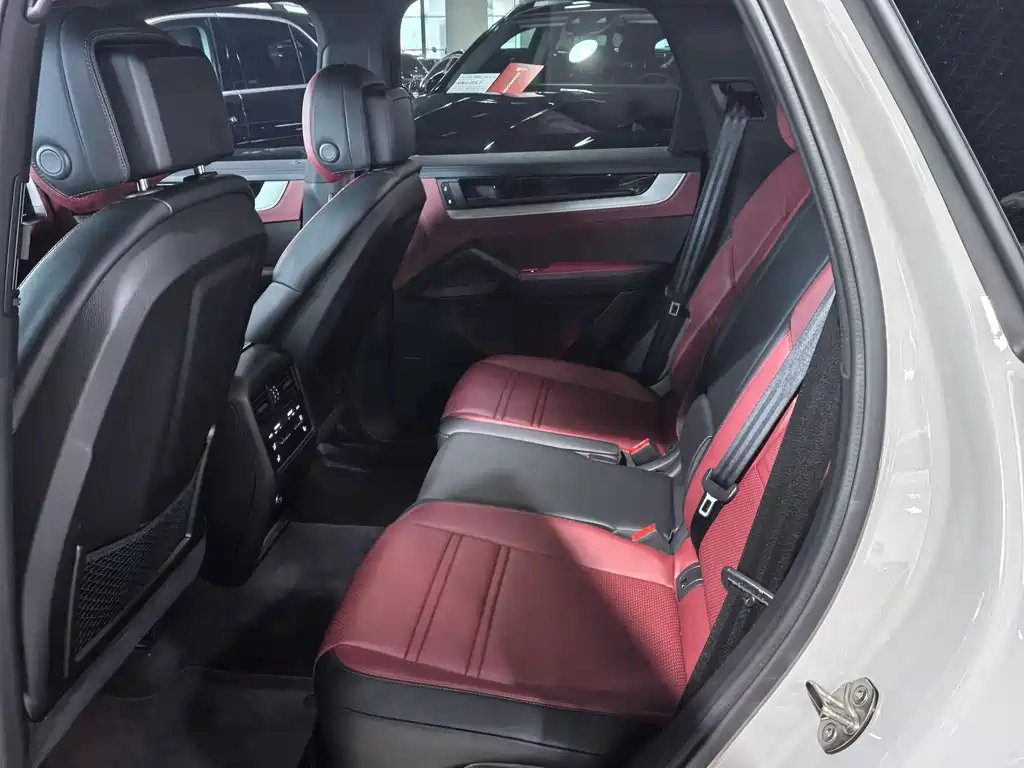 Cayenne 2025 Cayenne 3.0T купить на сайте DeffCars