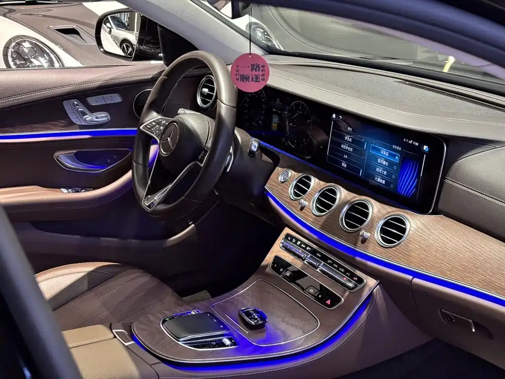 Mercedes-Benz E-Class 2023 E 300 L Fashion купить на сайте DeffCars