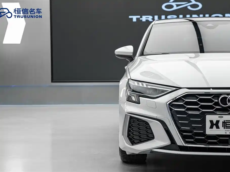 Audi A3 2024 Sportback 35 TFSI stylish and sporty купить на сайте DeffCars