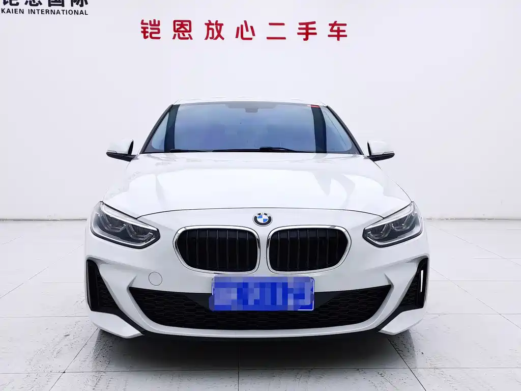 BMW 1 Series 2021 120i M Sports Edition купить на сайте DeffCars