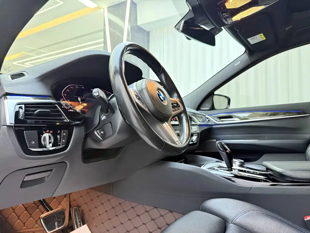 BMW 6 Series GT 2022 630i M Sports Package купить на сайте DeffCars