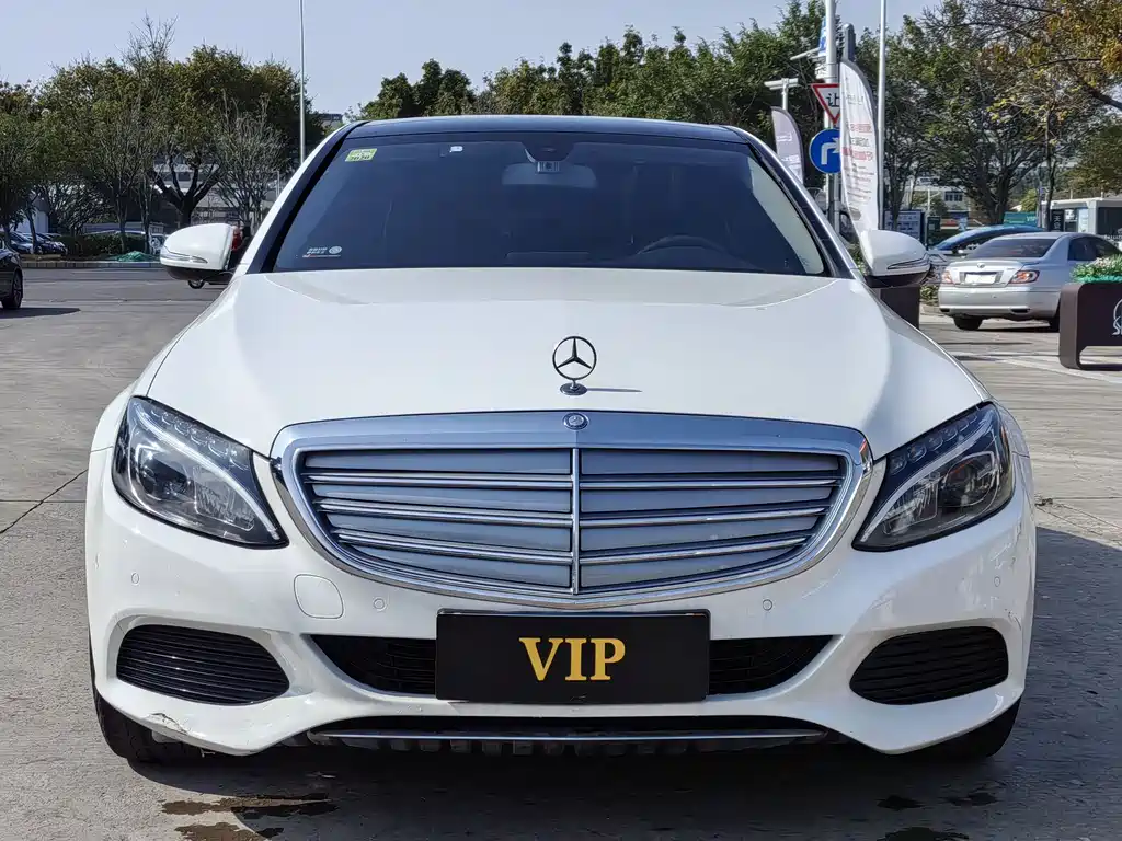 Mercedes-Benz C-Class 2015 C 200 L купить на сайте DeffCars