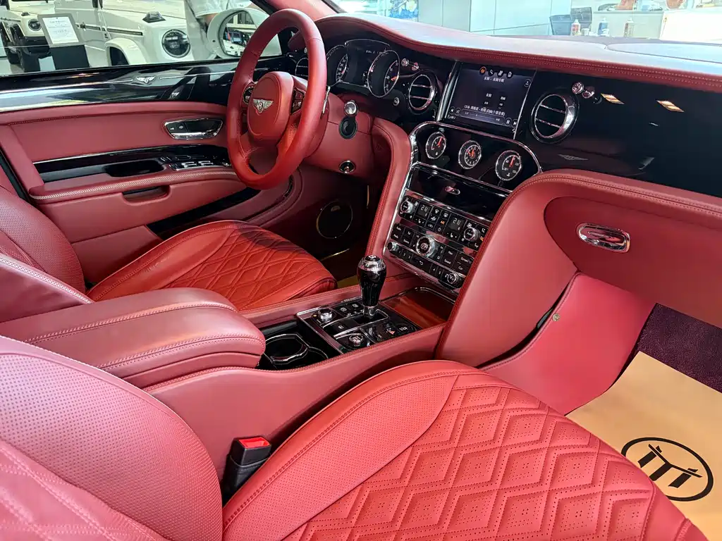 Mulsanne 2017 6.8T Long Wheelbase Edition купить на сайте DeffCars