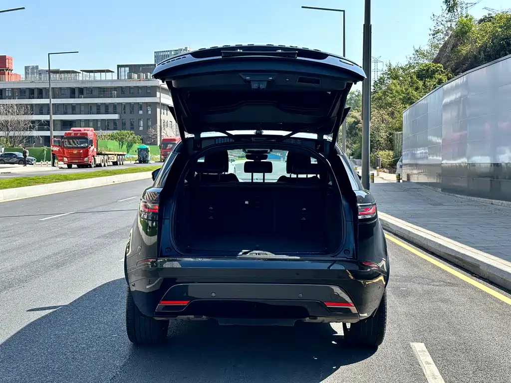 Range Rover Velar 2024 Dynamic HSE купить на сайте DeffCars