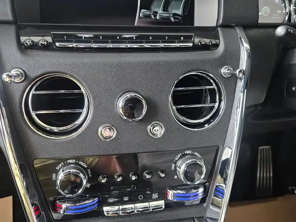 Cullinan 2024 five-seater version купить на сайте DeffCars