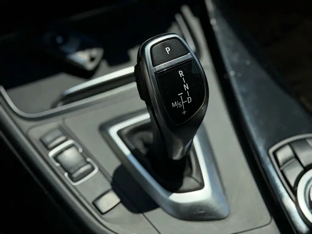 BMW 3 Series 2017 320Li M Sports купить на сайте DeffCars