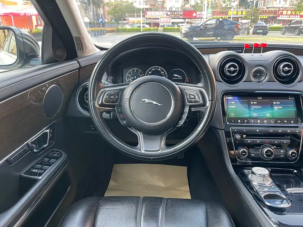 Jaguar XJ 2018 XJL 3.0 SC two-wheel drive elegant business version купить на сайте DeffCars
