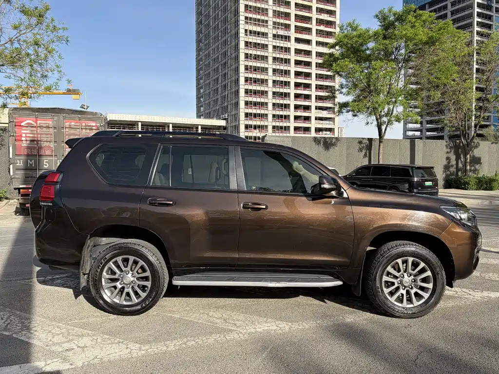Prado 2018 3.5L automatic TX-L rear mounted spare tire купить на сайте DeffCars