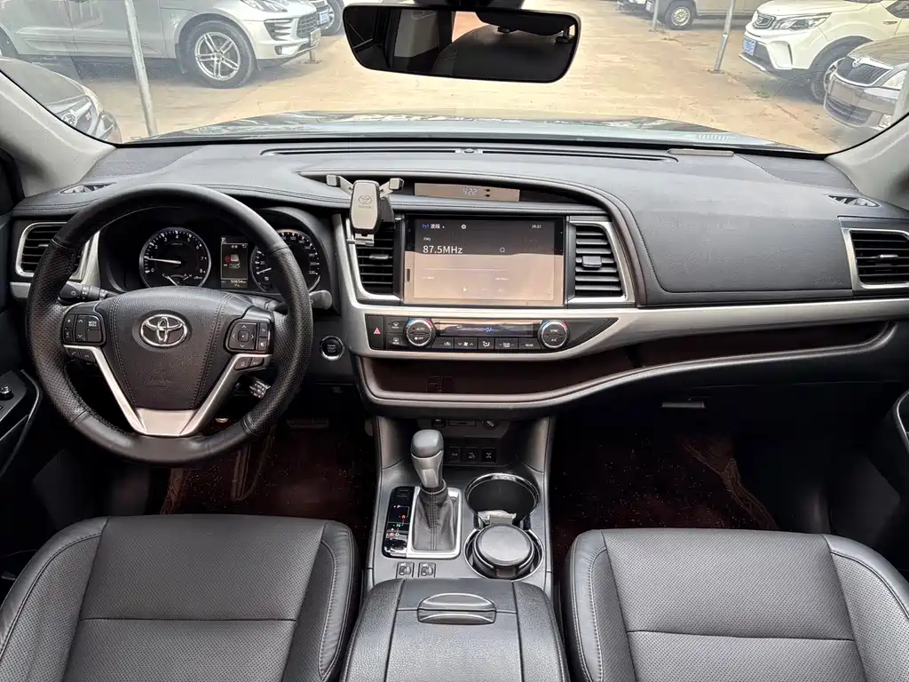 Highlander 2021 2.0T four-wheel drive luxury version 7 seats купить на сайте DeffCars