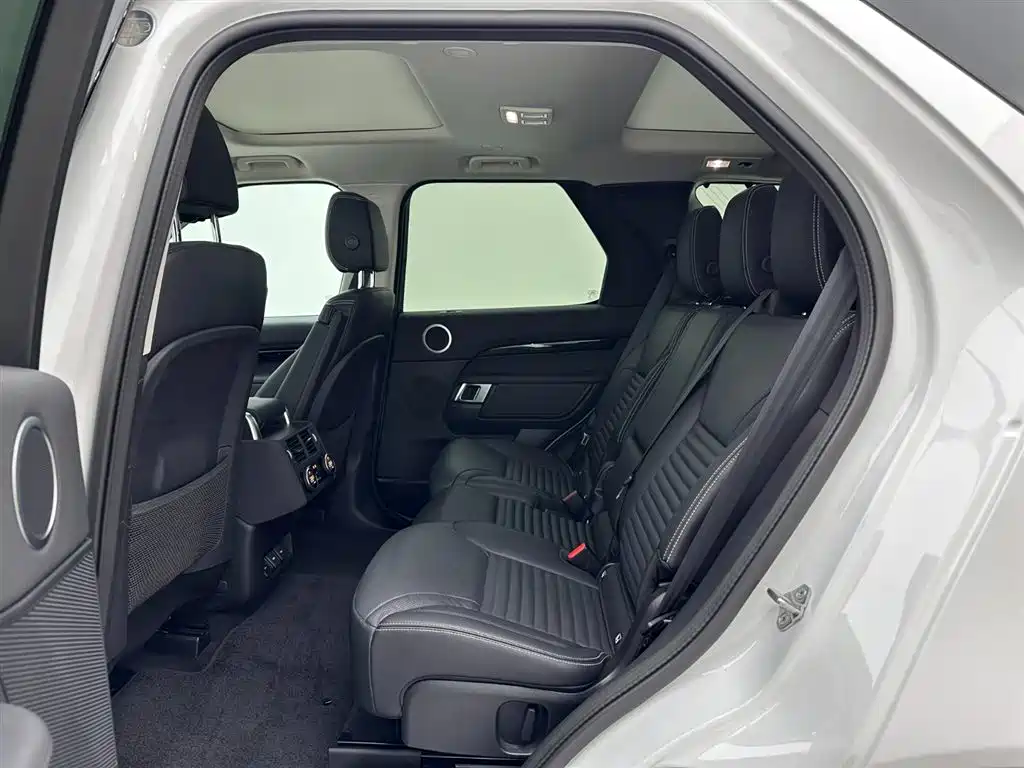 Discover the 2023 360PS R-Dynamic S купить на сайте DeffCars