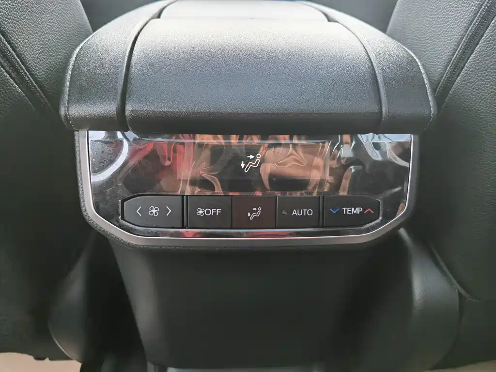 Highlander 2022 380T four-wheel drive premium version 7 seats купить на сайте DeffCars