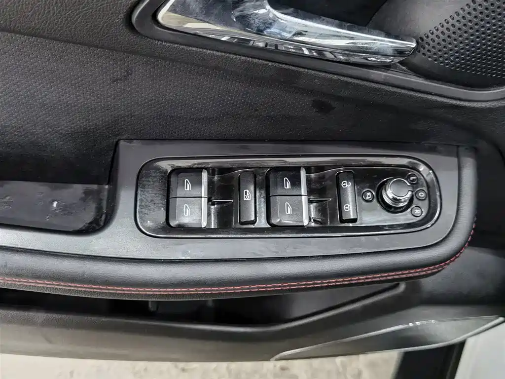 SWM G05 2019 1.5T automatic luxury model купить на сайте DeffCars