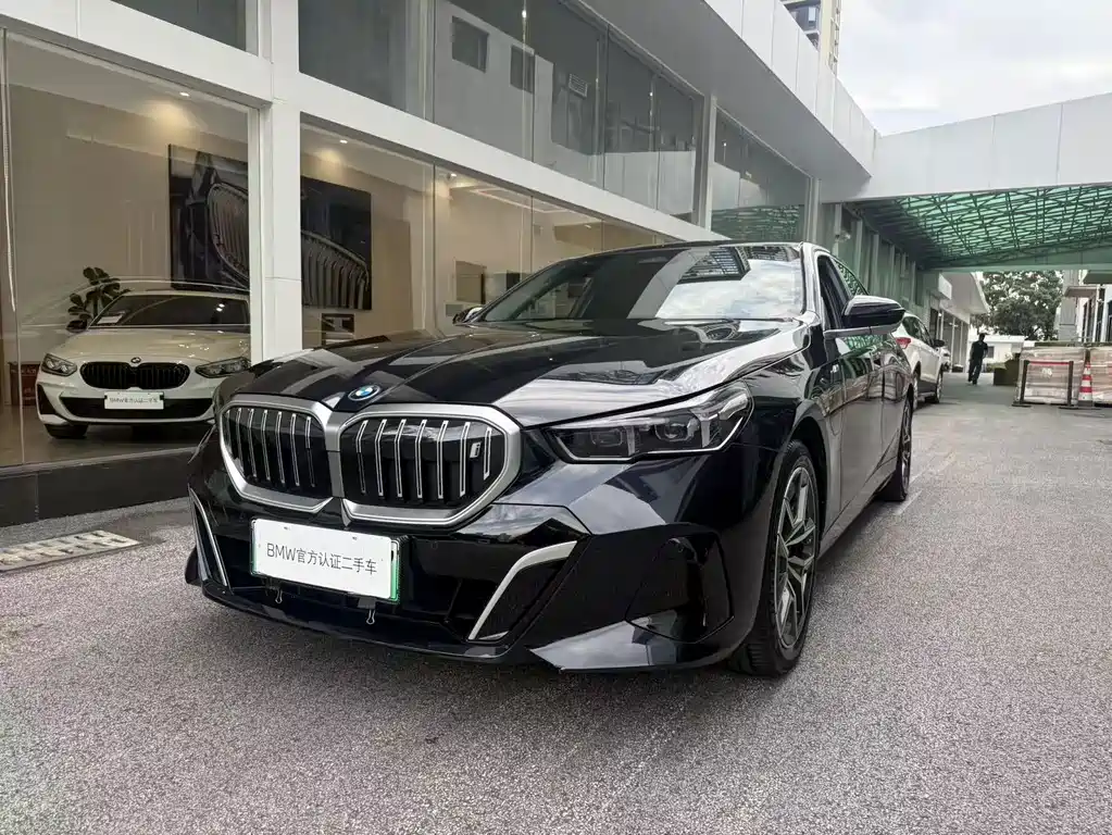 BMW i5 2024 eDrive 35L M Sports Package купить на сайте DeffCars
