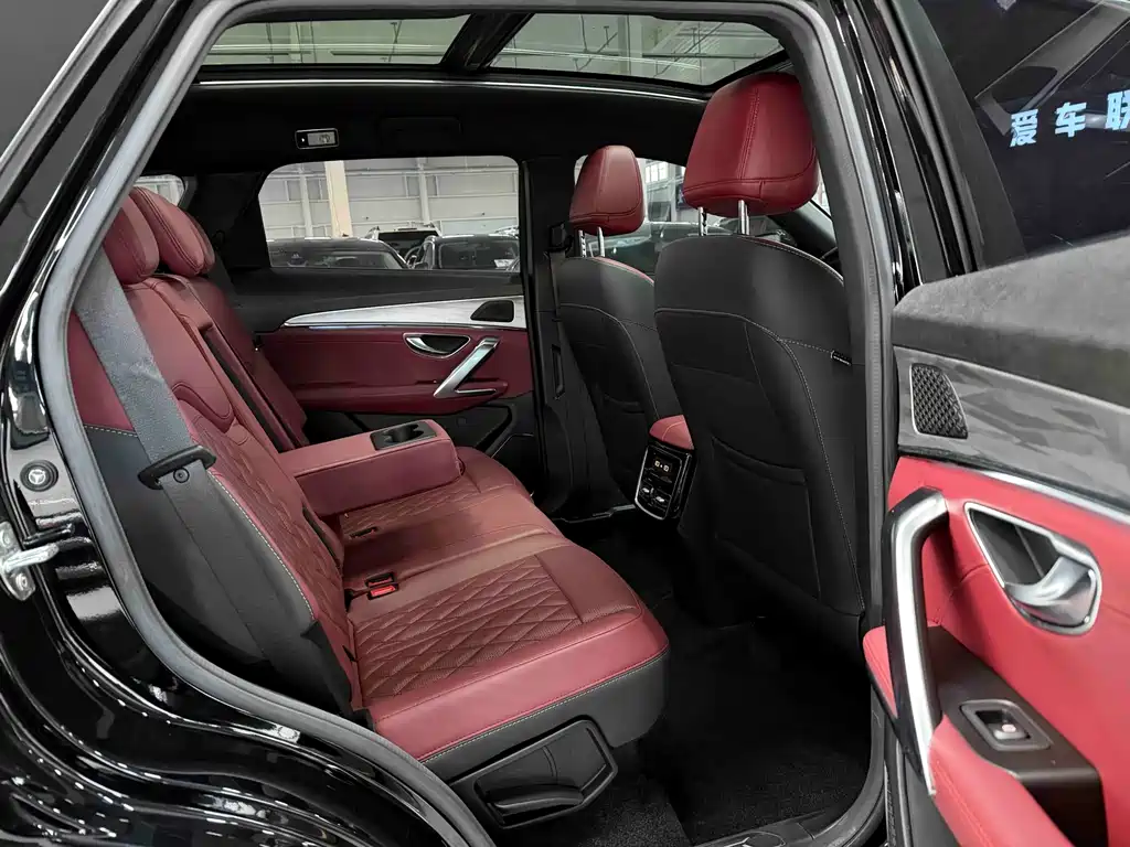 Jietu X70 PLUS 2023 model 1.5T DCT Brave PLUS 5 seats купить на сайте DeffCars