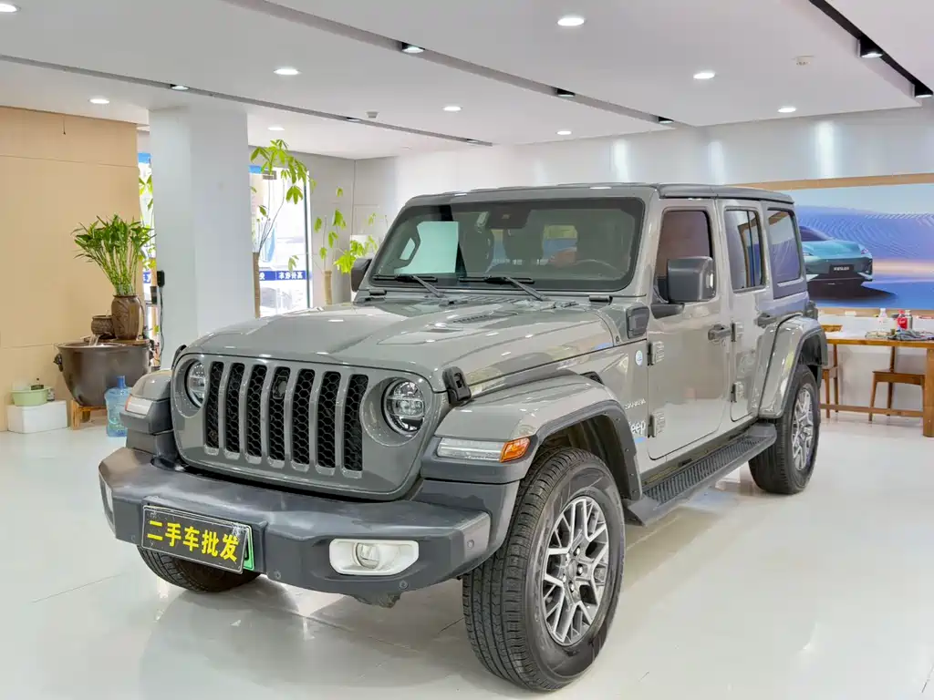 Wrangler New Energy 2021 Four-door 2.0T 4xe Sahara First Edition купить на сайте DeffCars