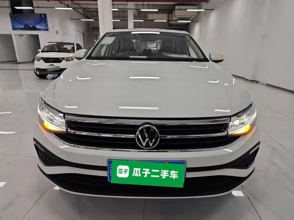Bora 2025 facelift 200TSI DSG Yuexing Navigation Edition купить на сайте DeffCars