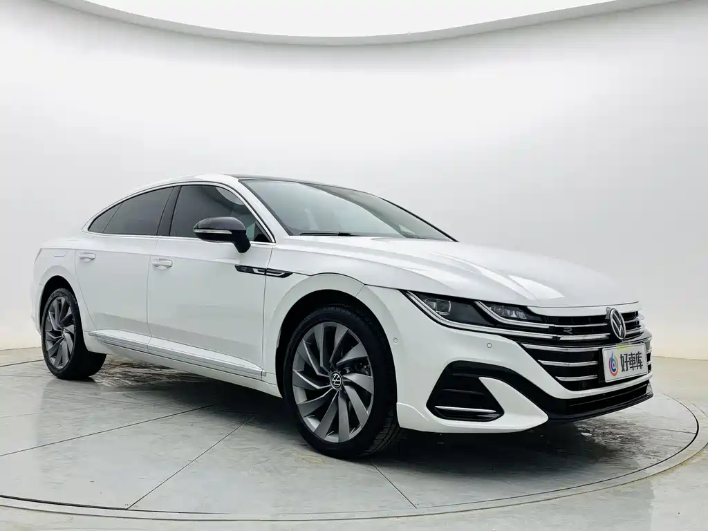 FAW-Volkswagen CC 2023 380TSI eye-catching version купить на сайте DeffCars