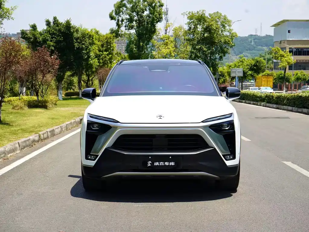 NiO ES8 2020 415km Signed Seven Seater Edition купить на сайте DeffCars