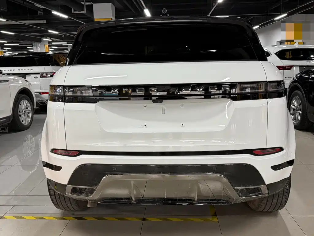 Range Rover Evoque 2023 Evoque L 249PS Deluxe Edition купить на сайте DeffCars