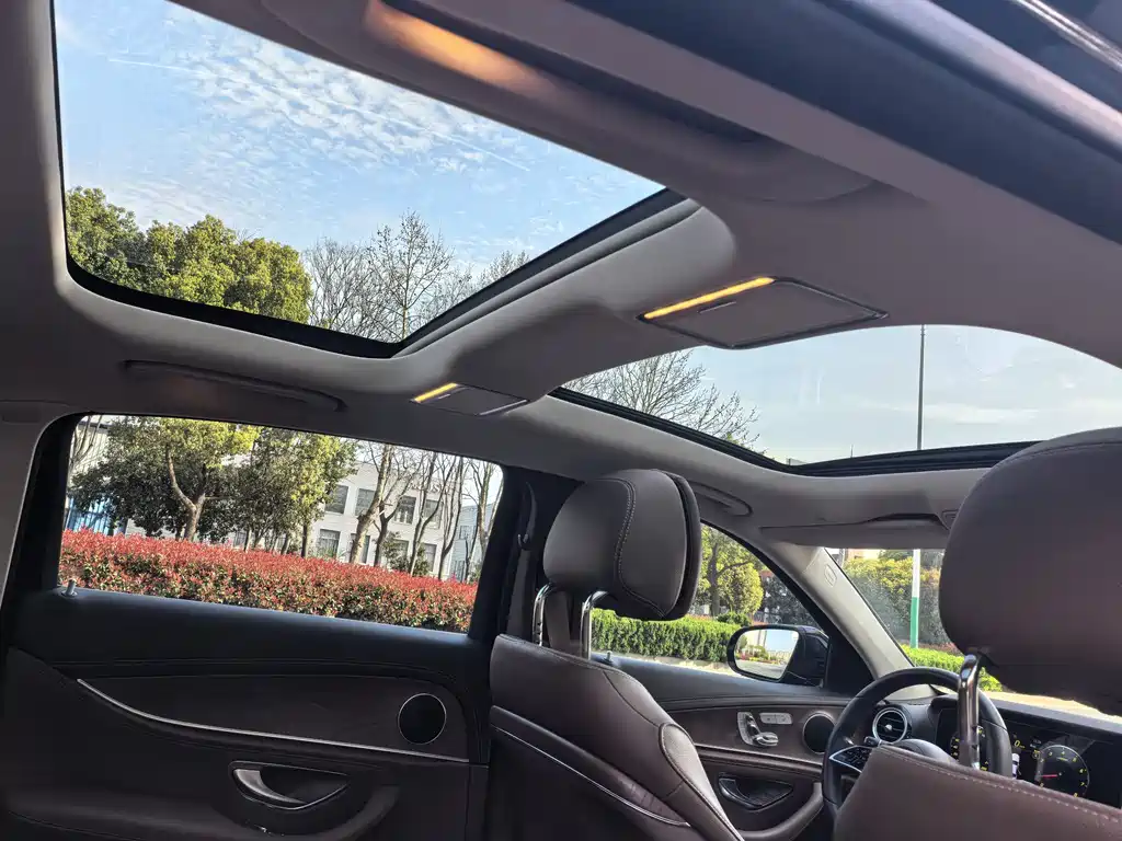 Mercedes-Benz E-Class 2023 E 300 L Fashion купить на сайте DeffCars