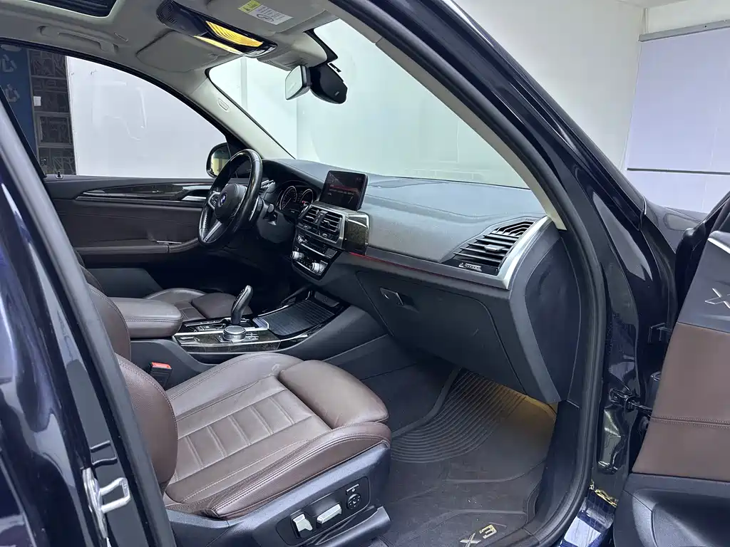 BMW X3 2018 xDrive30i Leading M Sports Package National V купить на сайте DeffCars