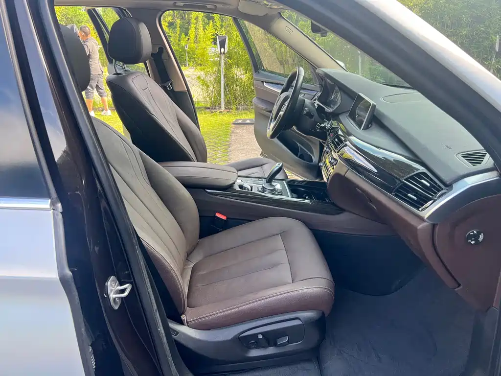 BMW X5 Import 2014 xDrive35i Leading купить на сайте DeffCars