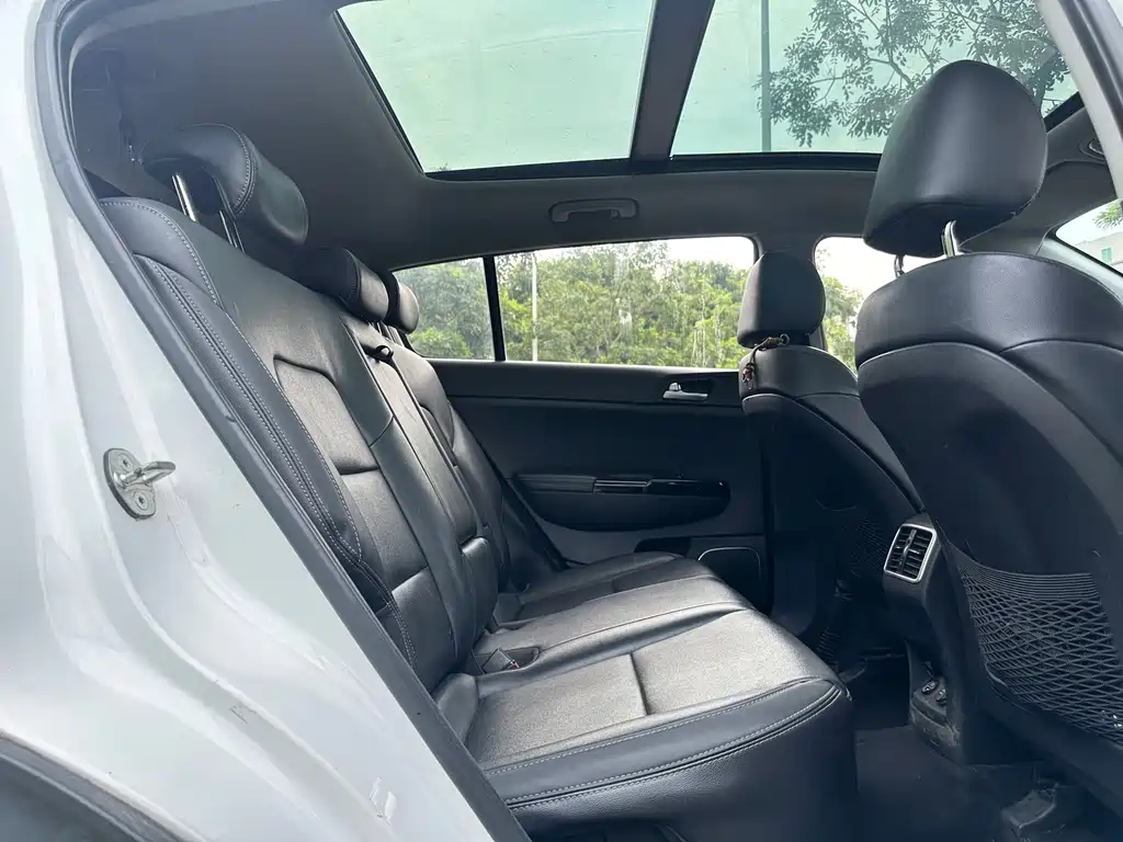 Kia KX5 2016 2.0L automatic two-wheel drive GLS купить на сайте DeffCars