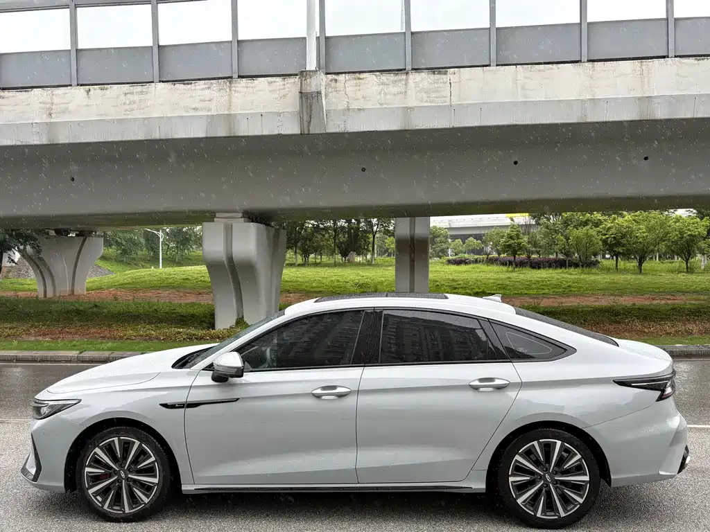 Arrizo 8 2023 high-energy version 2.0T DCT Royal купить на сайте DeffCars
