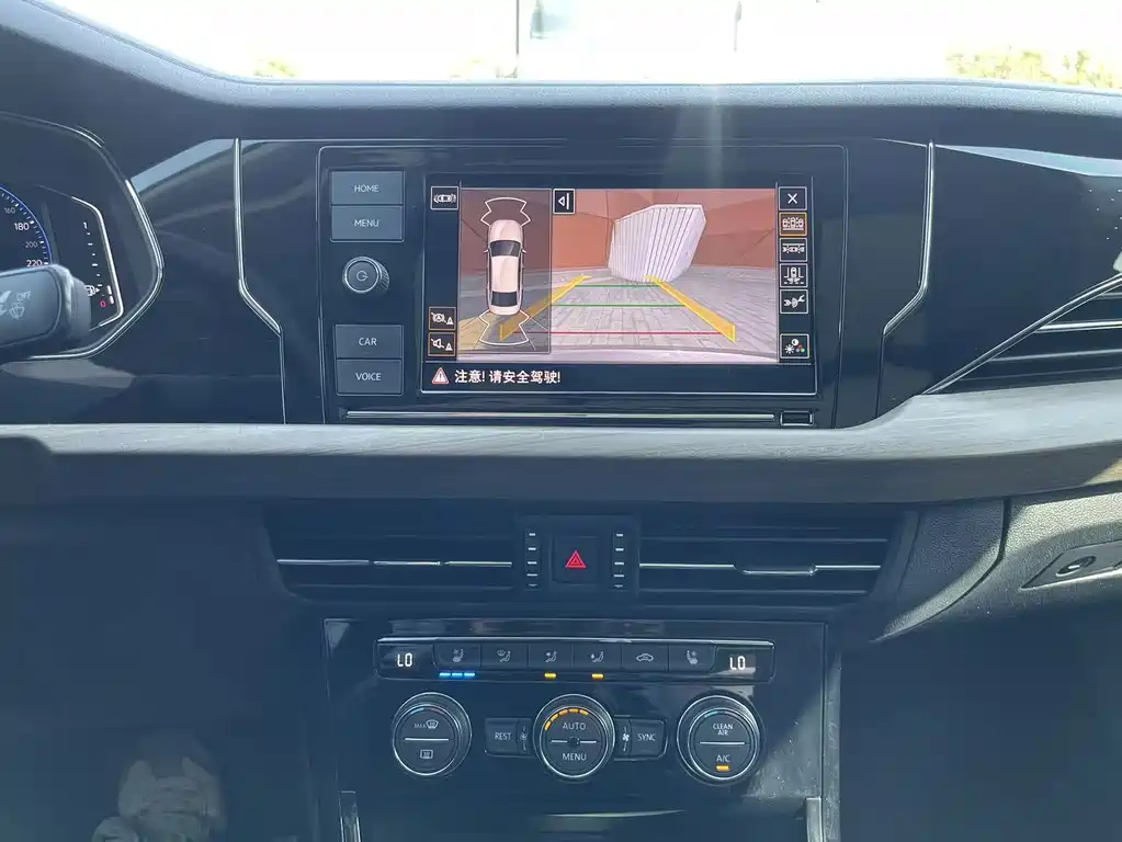 Passat 2019 330TSI Deluxe Edition National VI купить на сайте DeffCars