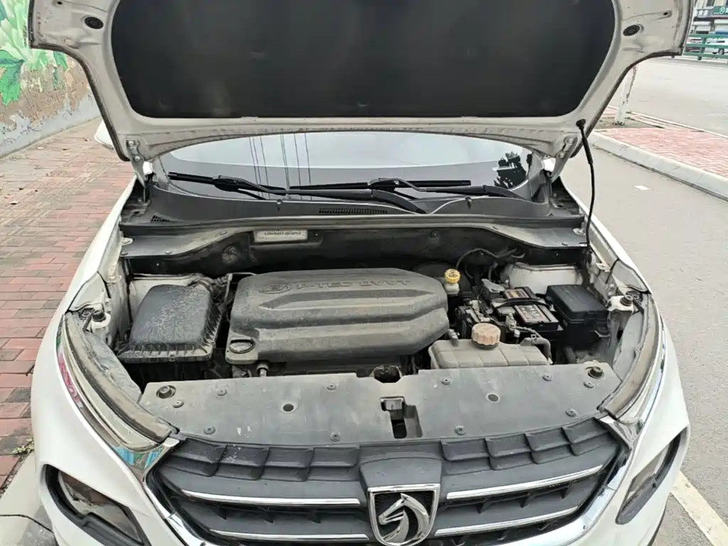 Baojun 510 2017 1.5L automatic fashion model купить на сайте DeffCars