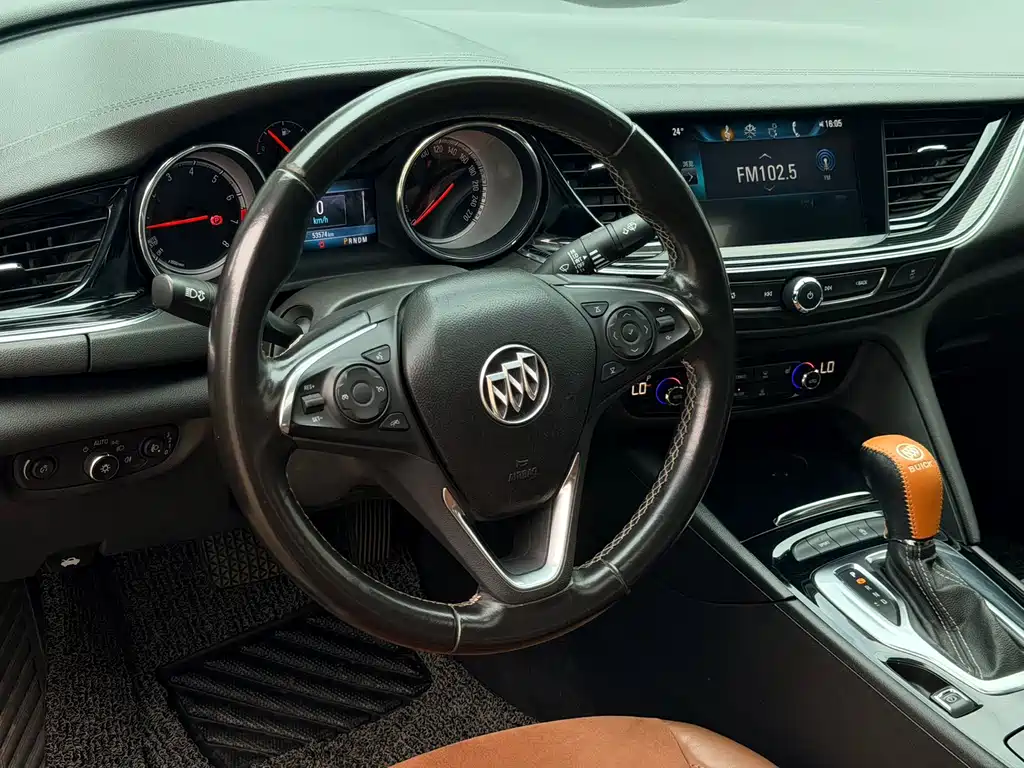 Regal 2019 20T Elite National VI купить на сайте DeffCars