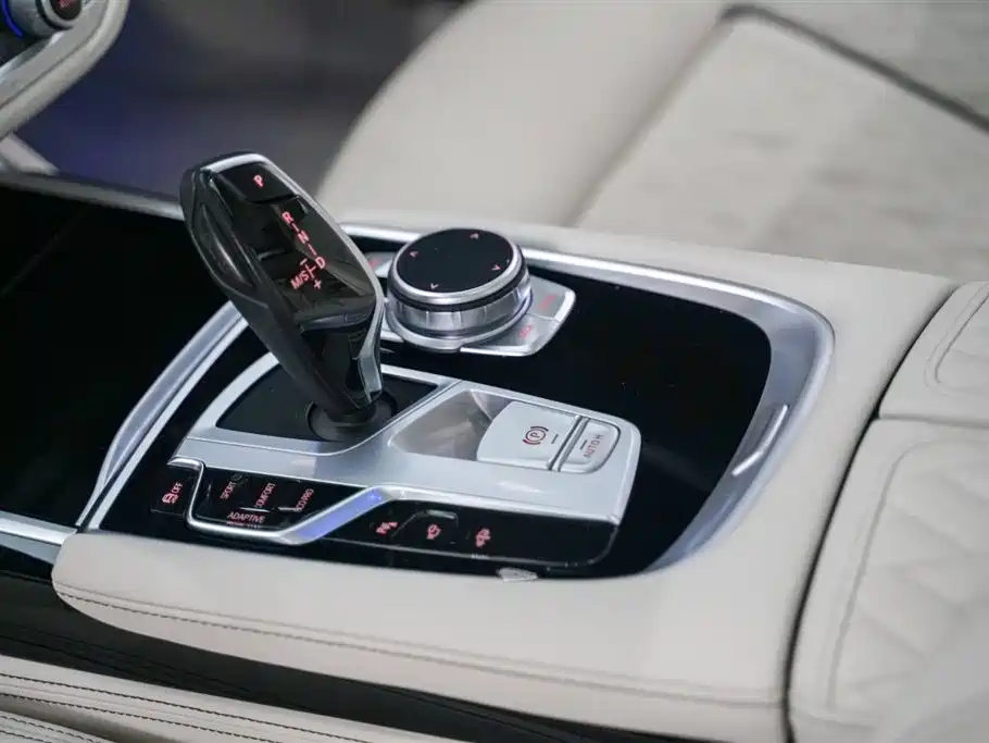 BMW 7 Series 2019 750Li xDrive V8 Luxury Package купить на сайте DeffCars