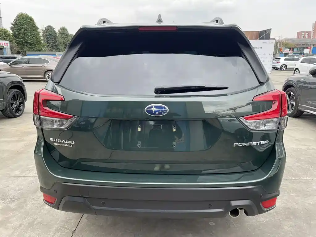 Forester 2022 2.0i AWD Deluxe Edition EyeSight купить на сайте DeffCars