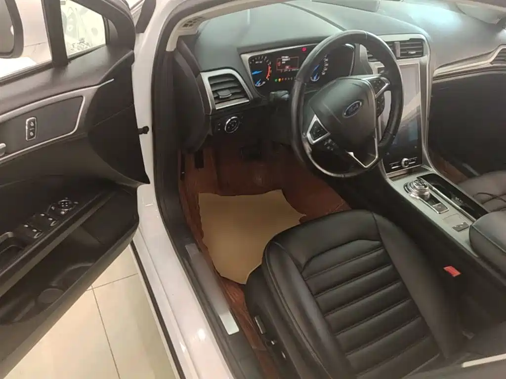 Mondeo 2020 EcoBoost 180 Fashion Model купить на сайте DeffCars