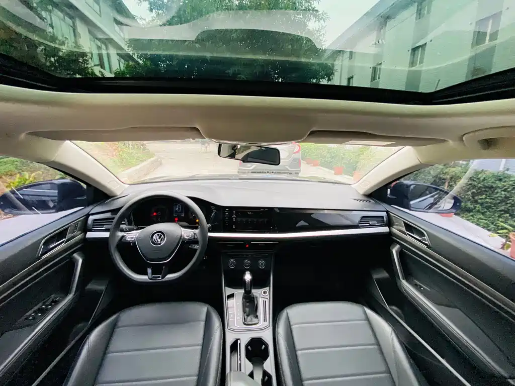 Lavida 2021 1.5L automatic comfort version купить на сайте DeffCars