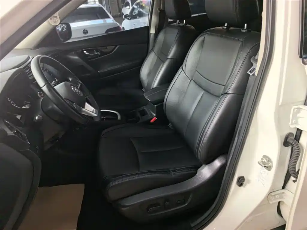 X-Trail 2019 2.0L CVT Intelligent Comfort Edition 2WD купить на сайте DeffCars