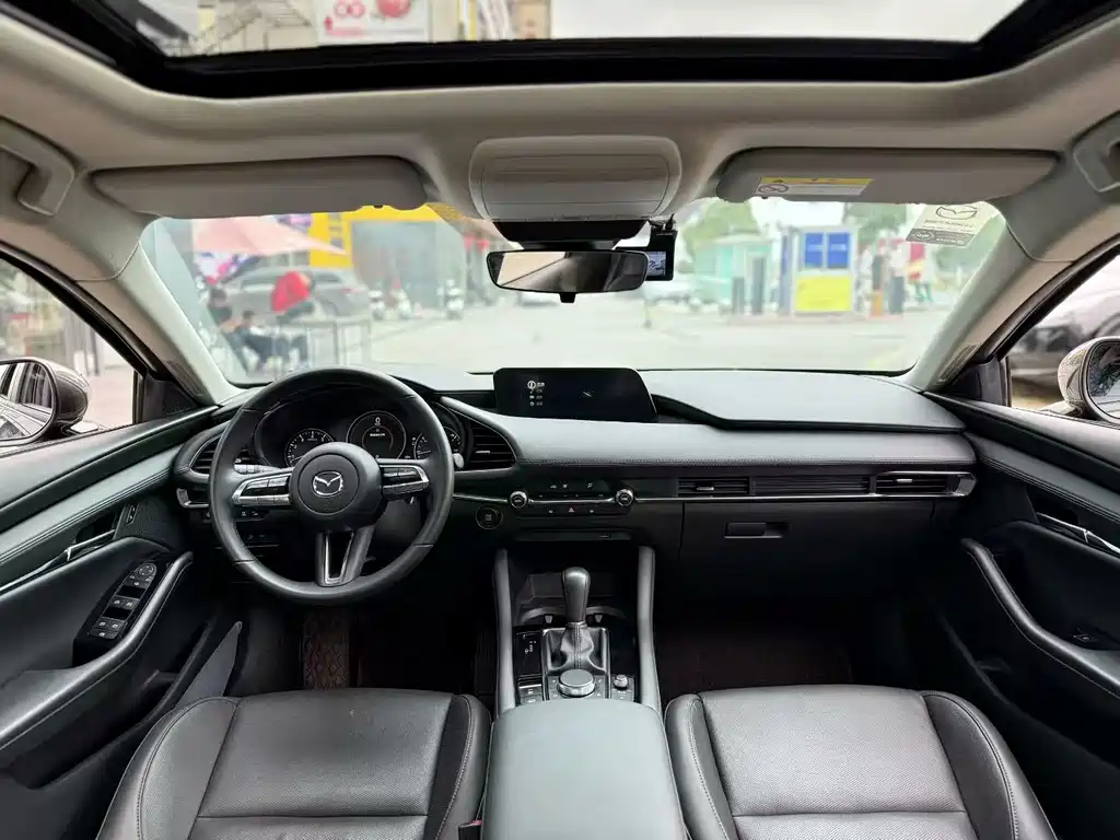 Mazda Axela 2023 2.0L automatic premium version купить на сайте DeffCars