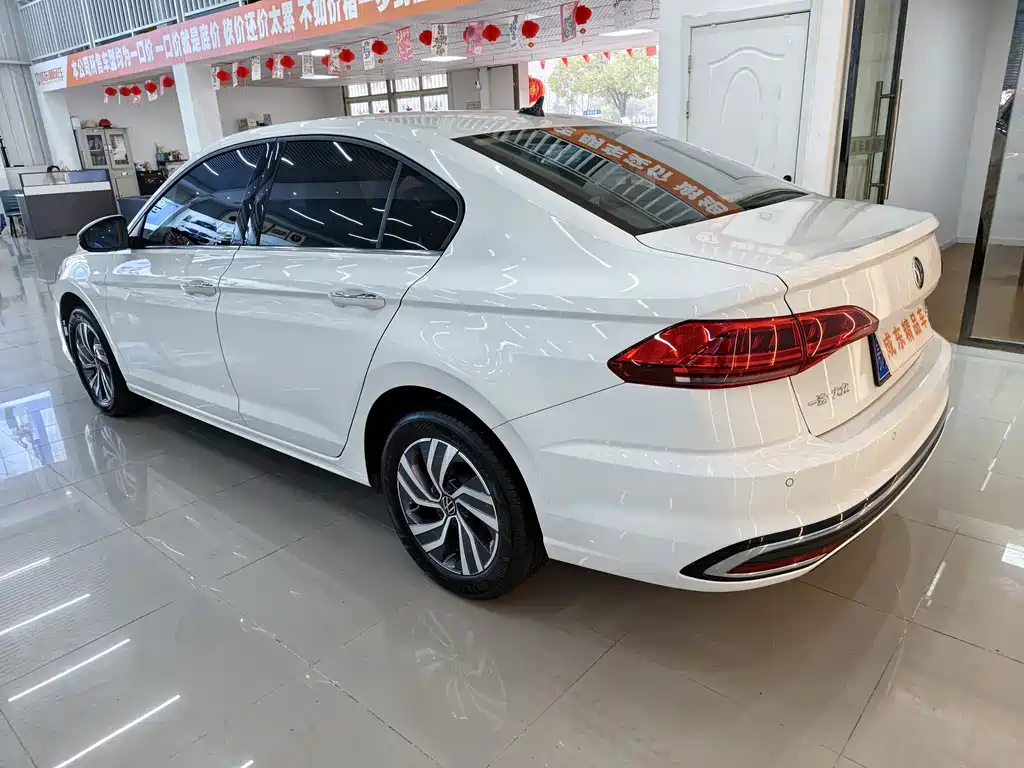 Bora 2024 280TSI DSG Comfort Edition купить на сайте DeffCars