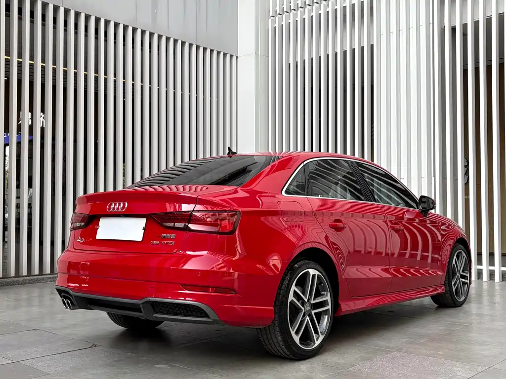 Audi A3 2020 Limousine 35 TFSI Sports National VI купить на сайте DeffCars