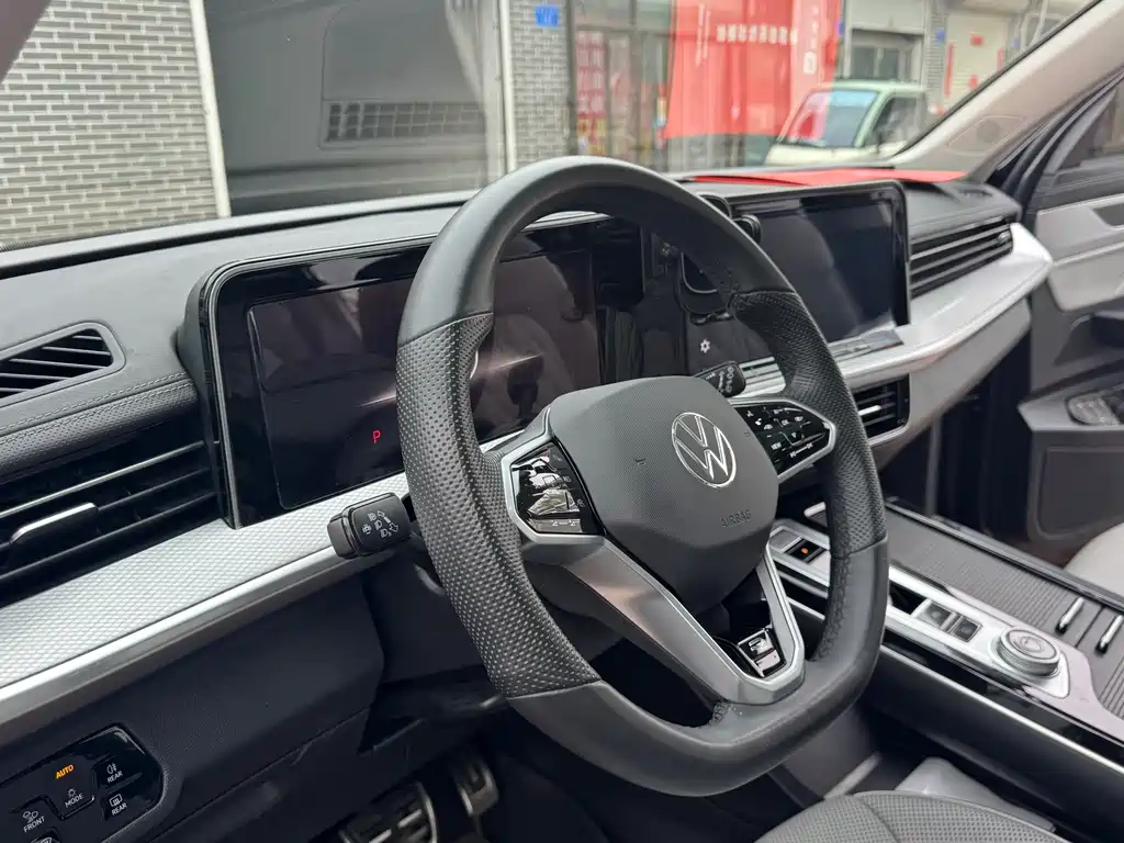 Lanxun 2023 380TSI four-wheel drive R-Line cruise version купить на сайте DeffCars